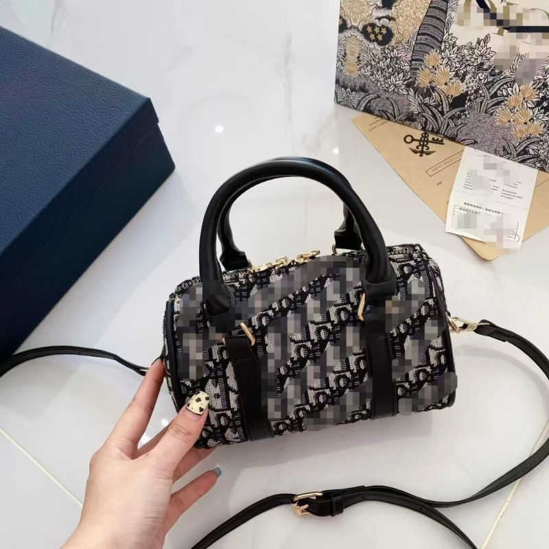 Ženska izšivana torba Boston, crossbody preko ramena, srednje veličine, pamuk-lin materijal