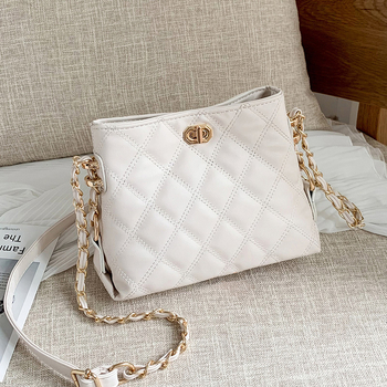 Ženska mini crossbody torba s lancem, kvadratni quilt dizajn, jesen 2025