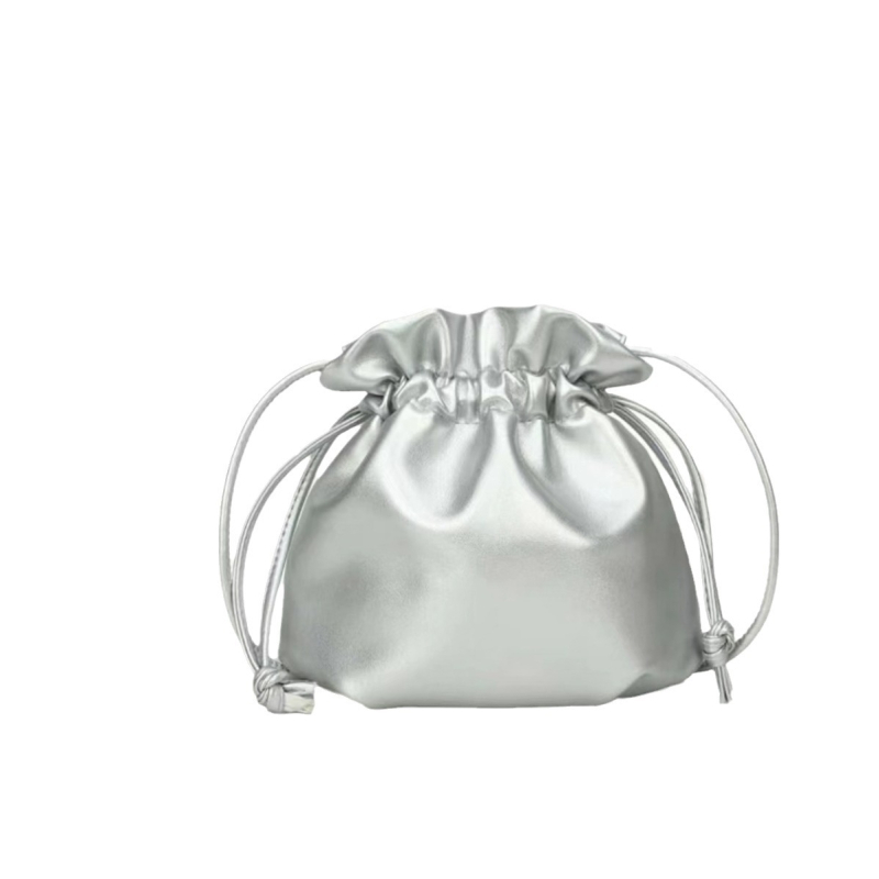 Torba s uzicom u oblaku, mala crossbody bucket torba, PU koža, minimalistički dizajn