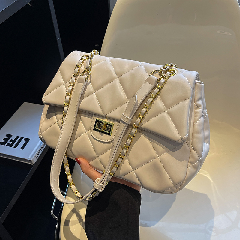 Prošivana crossbody torbica s lancem, mala kvadratna ženska torba, zimska kolekcija 2022