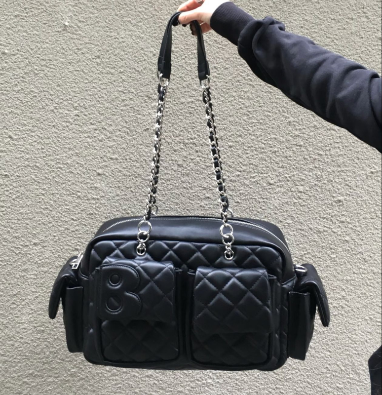 2026 jesen-zima nova kolekcija: crossbody torba s romboidnim uzorkom i višestrukim džepovima, velik kapacitet, minimalistički gradski stil