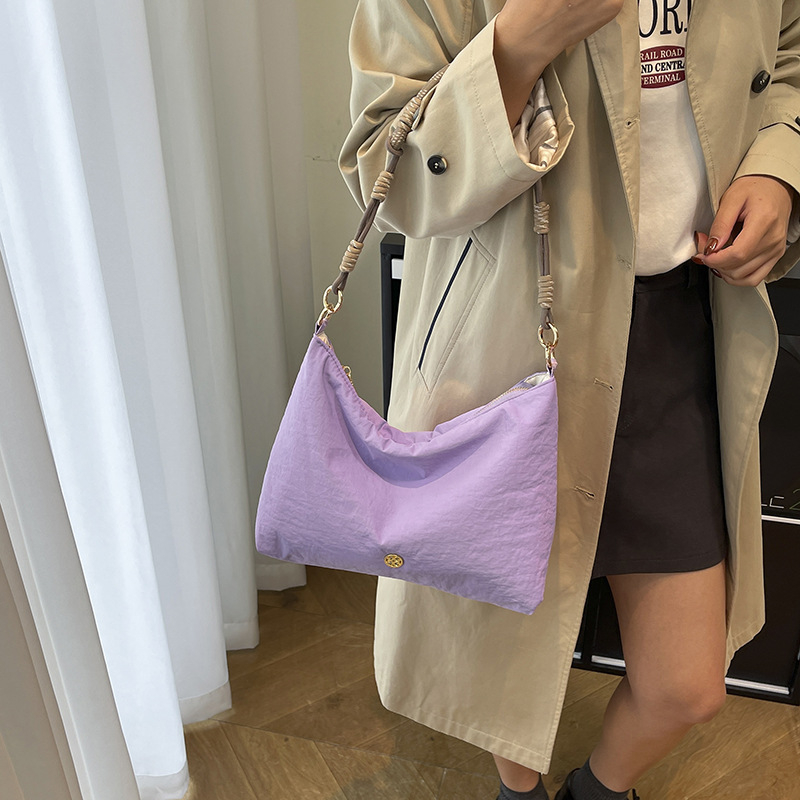 Ženska plisirana crossbody torba — najlon, oblik oblaka, svakodnevna torba za rame