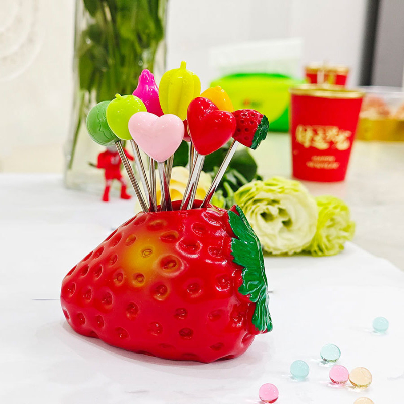 Furculiță de fructe cu inimă din oțel inoxidabil – design cu căpșuni și varză pentru decor casnic