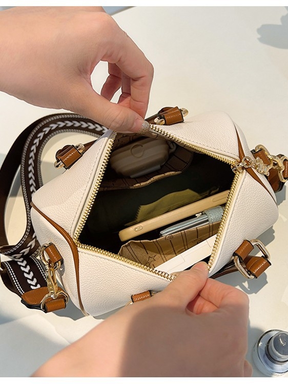 Nova ženska mini torbica 2025 – bucket torba s okruglim oblikom, crtić dizajn, za rame ili crossbody, PU