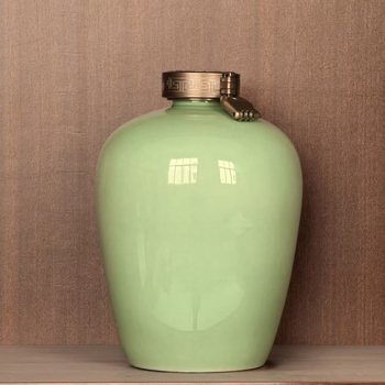Vasuri ceramice pentru vin, cu capace etanșe din polimer, pentru depozitare la domiciliu
