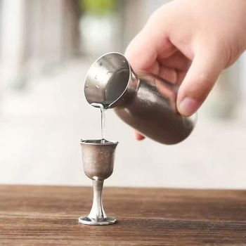 Set de decantator și pahare din titan pur pentru vin și sake, stil japonez, cu cutie cadou