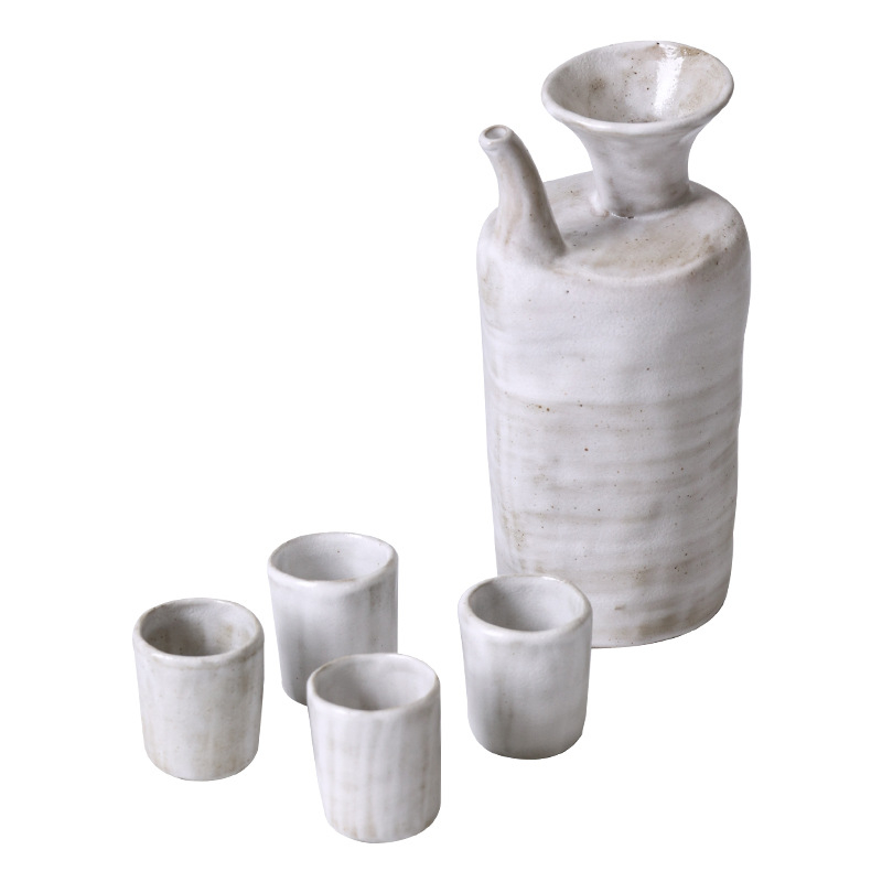 Set ceramic pentru servirea vinului și sake, cu o oală și patru pahare, în stil vintage