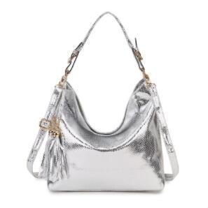 PU női táska kígyó mintával, bojt díszítéssel, hold alakú formával, váll- és crossbody pánttal