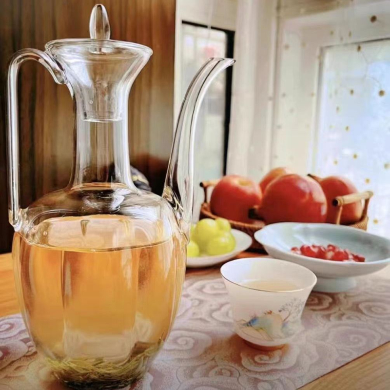Ceainic de sticlă, realizat manual, în stilul dinastiei Song, design GuiFei inspirat (Concubina Imperială), corp din sticlă borosilicată, cu grosime, pentru infuzarea ceaiului
