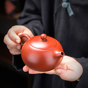 Ceainic Yixing din lut Zisha, semi-meieștrit, gravură logo, ceai Gongfu, stil chinezesc tradițional