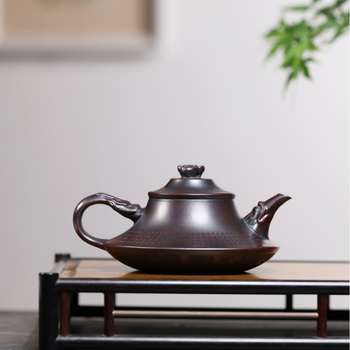 Ceainic din lut pur Yixing, lucrat manual din minereu natural, model noros inspirat de Turnul Tengwang, pentru uz casnic