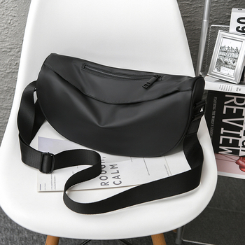 Unisex crossbody torba preko ramena, minimalistička i stilna, svestrana dnevna torba