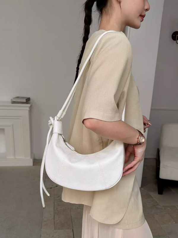 Ženska torbica pod pazuhom s korejskim dizajnom, proljeće 2026, dumpling torba, oblik polumjeseca, crossbody s jednom remenom