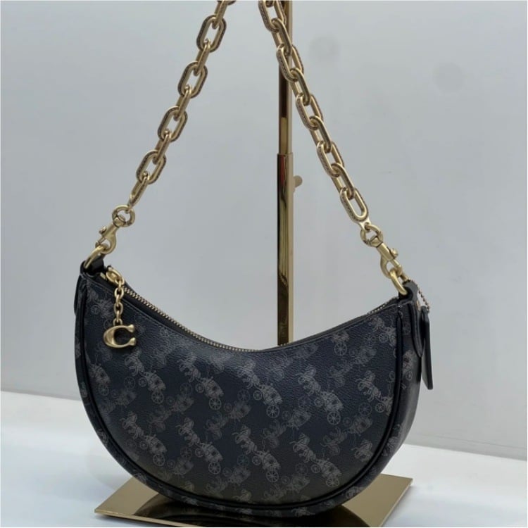 Koujia Mira luksuzna ženska torbica s otiskom kočije, lančani remen preko jednog ramena, oblik polumjeseca, mala crossbody torbica