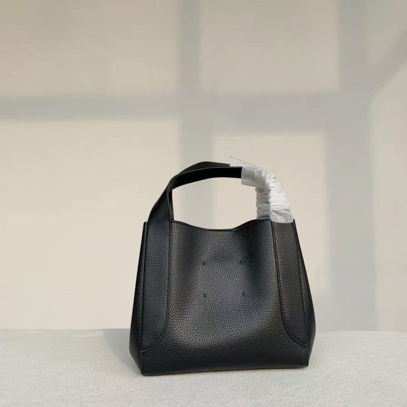 Ženska bucket torba od prave kože, luksuzan dizajn, model 2023, košarasti stil, kompaktna torbica za rame ili preko tijela.