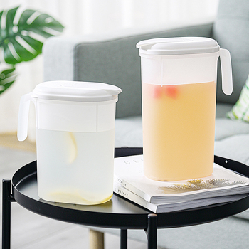 Sticlă de apă rece, capacitate mare, cu infuzor, din plastic, design modern minimalist