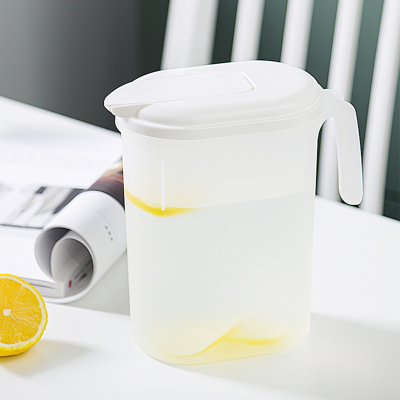 Sticlă de apă rece, capacitate mare, cu infuzor, din plastic, design modern minimalist