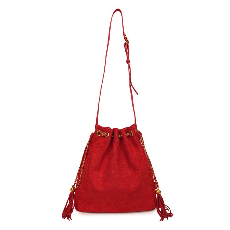 Ženska Chanel stil torba s dijamantnim šivanjem i lancom, suede bucket bag, nova retro verzija, visoka kvaliteta, pogodna za rame ili crossbody