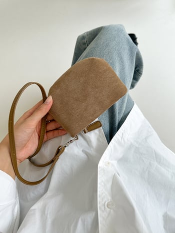 Ženski mini suede novčanik s naramenicom