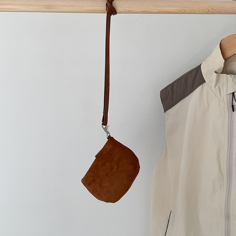 Ženski mini suede novčanik s naramenicom