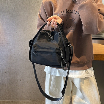Ženska lagana crossbody torbica od Oxford tkanine, kompaktna, gradski casual stil
