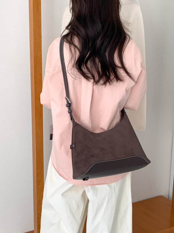 Ženska torbica s jednim ramenom, crossbody s patchwork dizajnom, velika kapaciteta, moderna i jedinstvena, visokog kvaliteta za svakodnevnu upotrebu