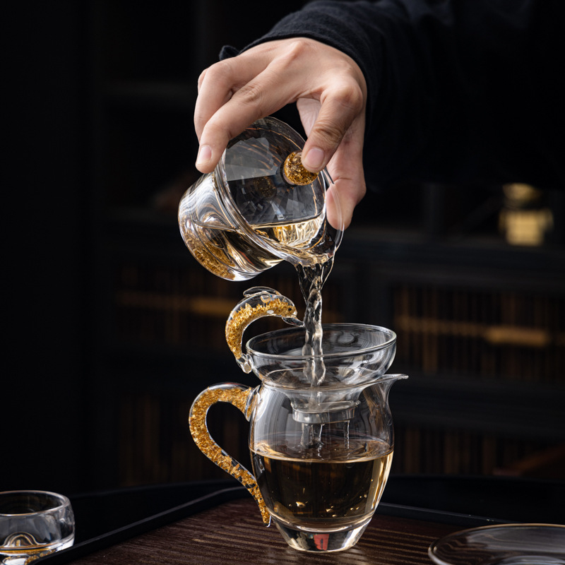 Set de ceai din sticlă de cristal cu accente aurii – ceainic cu capac, set Gongfu complet, cești pentru uz casnic