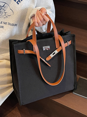 Ženska tote torba za proljeće-ljeto, patchwork dizajn, novi model 2025, s ručicom i naramenicom