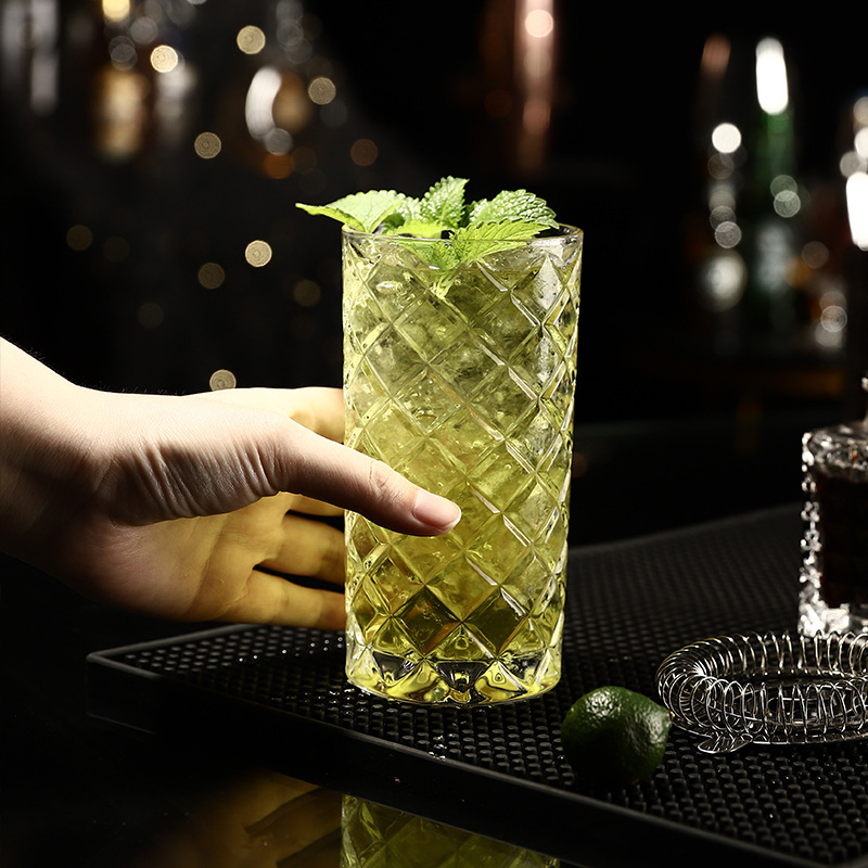 Pahar din sticlă retro cu gravură florală pentru iced latte, sucuri și cocktailuri