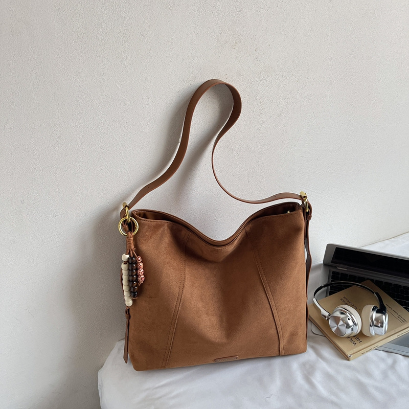 Ženska velur torbica, velika kapaciteta, jesen-zima 2025, retro crossbody tote