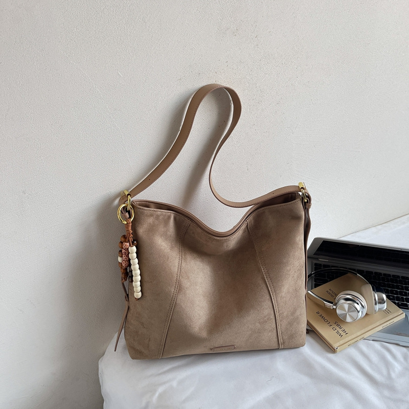 Ženska velur torbica, velika kapaciteta, jesen-zima 2025, retro crossbody tote