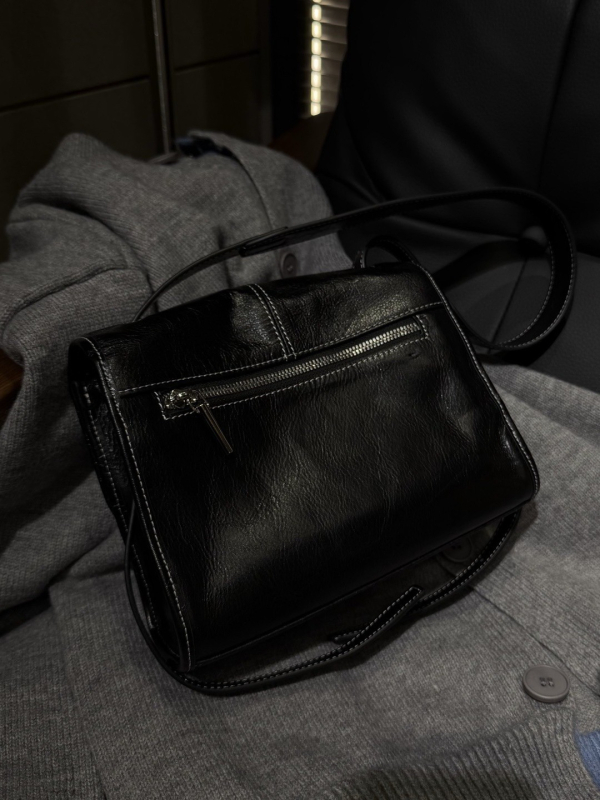 Ženska torbica na jedno rame, crossbody, 2026 novi trend messenger stil, jednostavna i elegantna torba