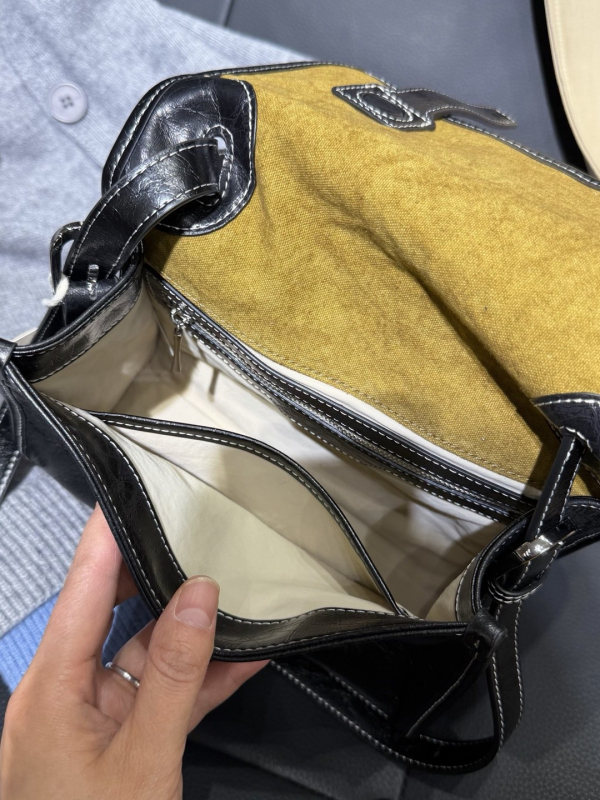 Ženska torbica na jedno rame, crossbody, 2026 novi trend messenger stil, jednostavna i elegantna torba