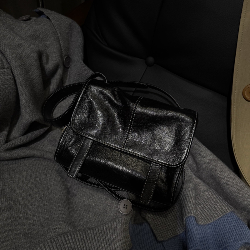 Ženska torbica na jedno rame, crossbody, 2026 novi trend messenger stil, jednostavna i elegantna torba
