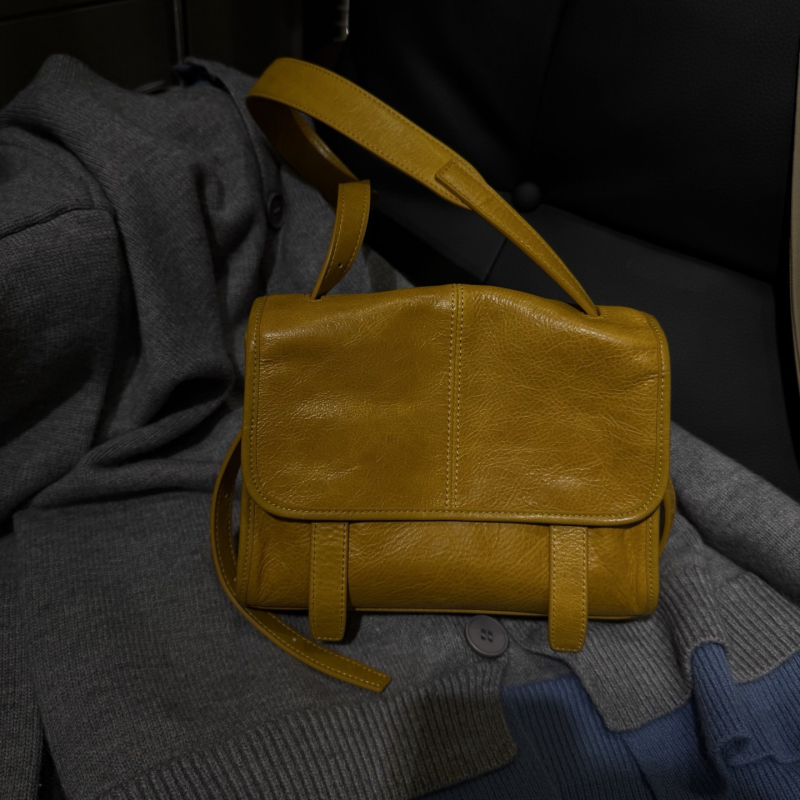 Ženska torbica na jedno rame, crossbody, 2026 novi trend messenger stil, jednostavna i elegantna torba