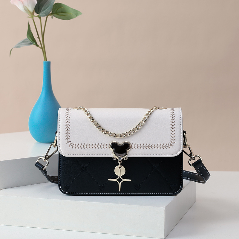 PU kožna mala crossbody torbica, kvadratnog oblika, jesen-zima, color-block stil, profinjen minimalistički dizajn