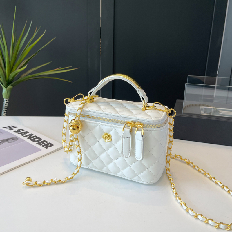 Ženska luksuzna torbica s rombi uzorkom, 2026. model, mala kvadratna torba s lancem, za rameno ili crossbody