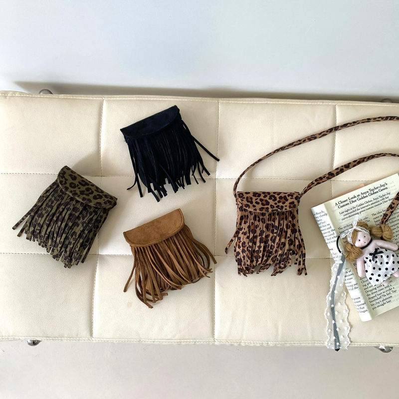 Vintage mini torbica od semiša s resicama, džep za ruž i ključeve, leopard uzorak, crossbody torba