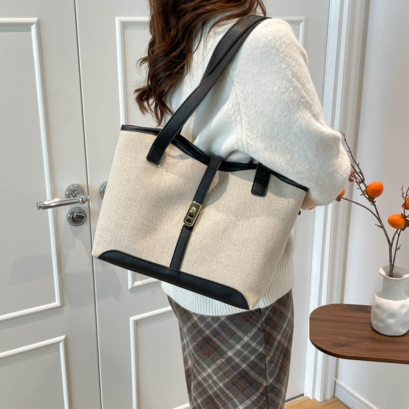 2026. proljeće: ženska casual retro torba preko ramena s velikim kapacitetom i dizajnom color-block