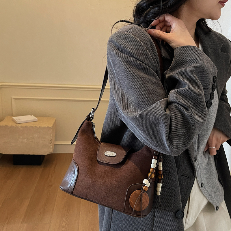 Retro Maillard torbica za rame, PU velur s mat završnom površinom, crossbody za žene, horizontalni kvadratni oblik, zimski model 2025