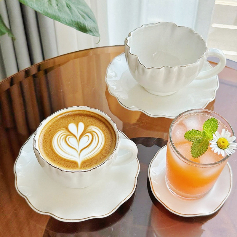 Set din ceramică pentru cafea, în stil european, cu farfurioare, cești de ceai cu model floral pentru ceaiul de după-amiază