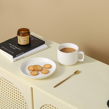 Set ceramic pentru cafea, cu ceașcă, farfuriu și linguriță, în cutie cadou, imprimare logo disponibilă, potrivit pentru birou, casă și cafenea