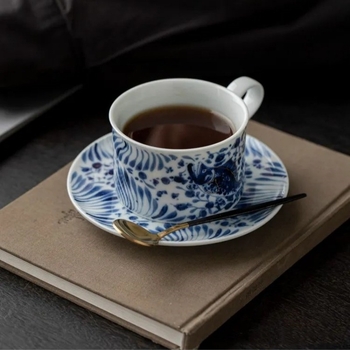 Cană de cafea albastră cu model floral, ceramică fină, set retro de cești și farfurioare, personalizabil