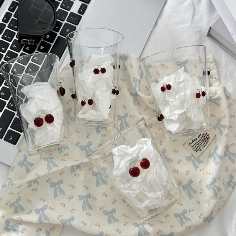 Pahar original de designer pentru șampanie și cocktailuri, sticlă transparentă din borosilicat, capacitate 101–200 ml