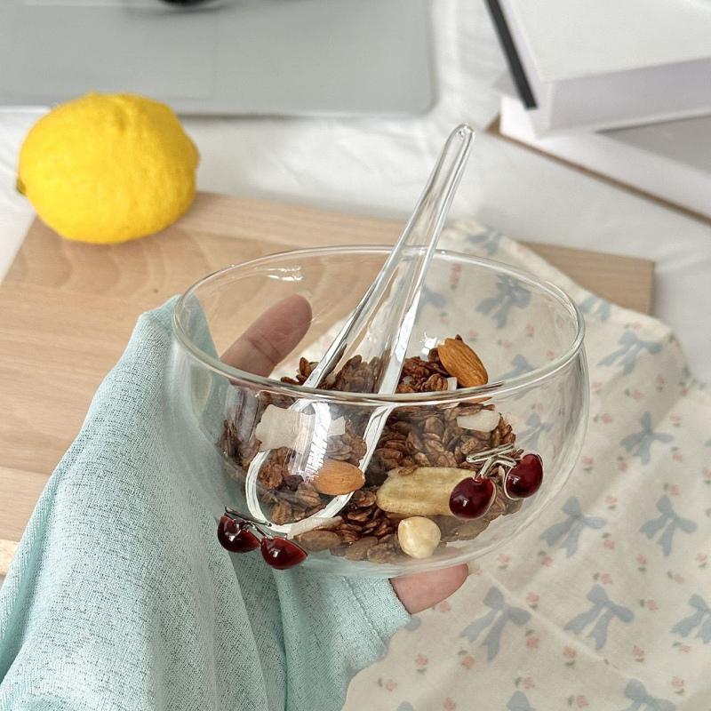 Pahar original de designer pentru șampanie și cocktailuri, sticlă transparentă din borosilicat, capacitate 101–200 ml