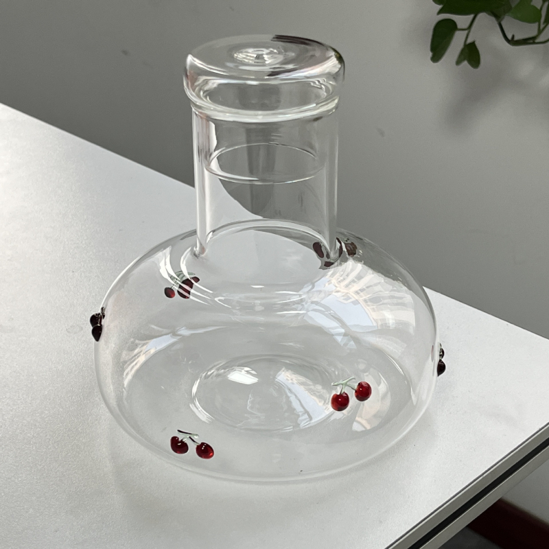Pahar original de designer pentru șampanie și cocktailuri, sticlă transparentă din borosilicat, capacitate 101–200 ml