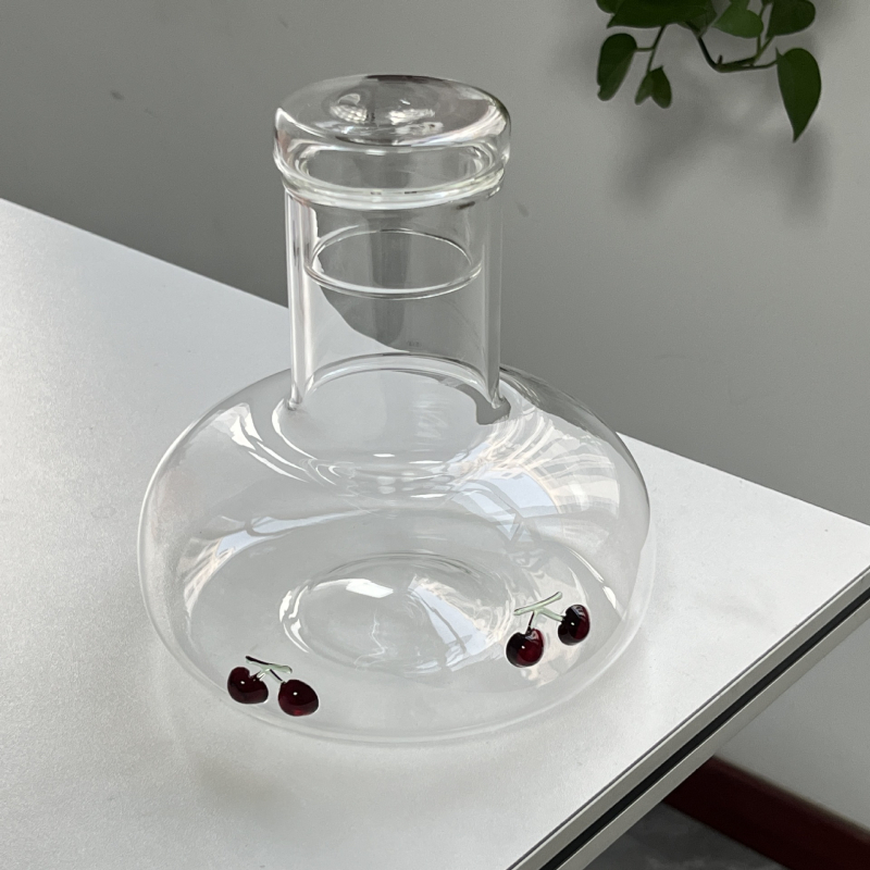 Pahar original de designer pentru șampanie și cocktailuri, sticlă transparentă din borosilicat, capacitate 101–200 ml