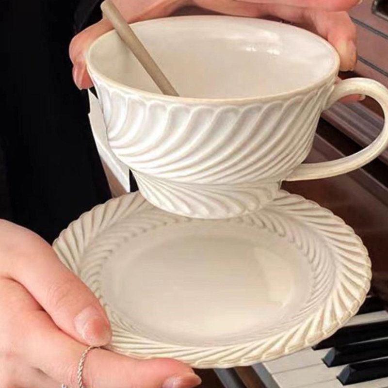Set franțuzesc vintage pentru cafea cu farfurioare, cană ceramică pentru latte, în formă de spic de grâu