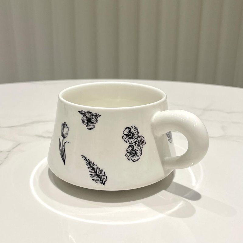 Set alb de ceașcă și farfurioară pentru cafea din ceramică, imprimat, handmade, stil coreean vintage, inspirat de Instagram
