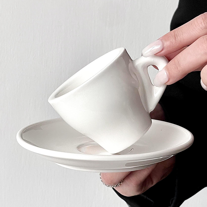 Set cești espresso cu farfurioară, ceramică albă, mini 80 ml